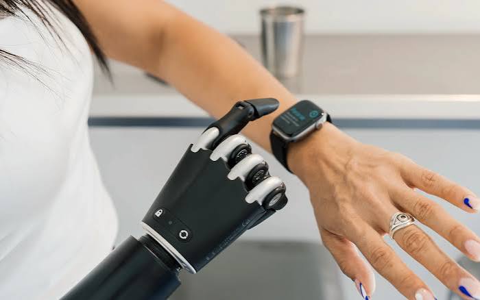 Aether Biomedical prosthetic hand — articulation